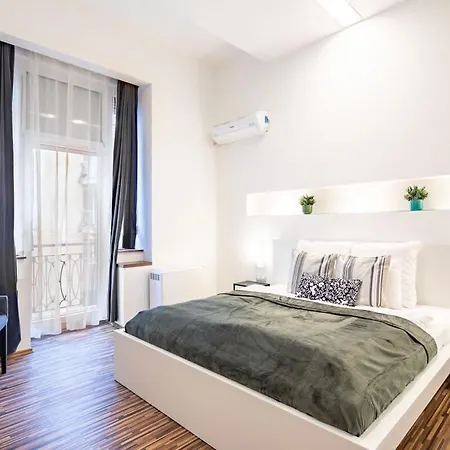 Appartement - Balcony - Large And Comfy Boedapest