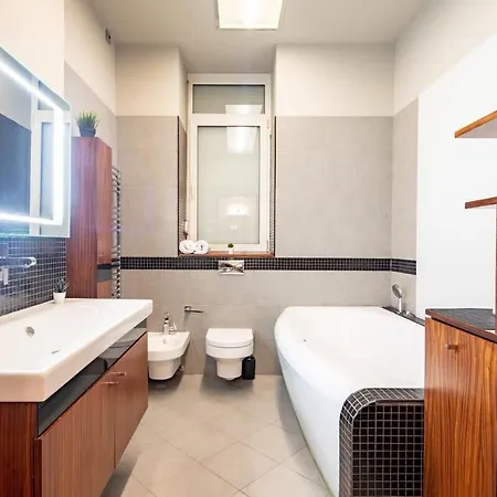 דירה - Balcony - Large And Comfy *